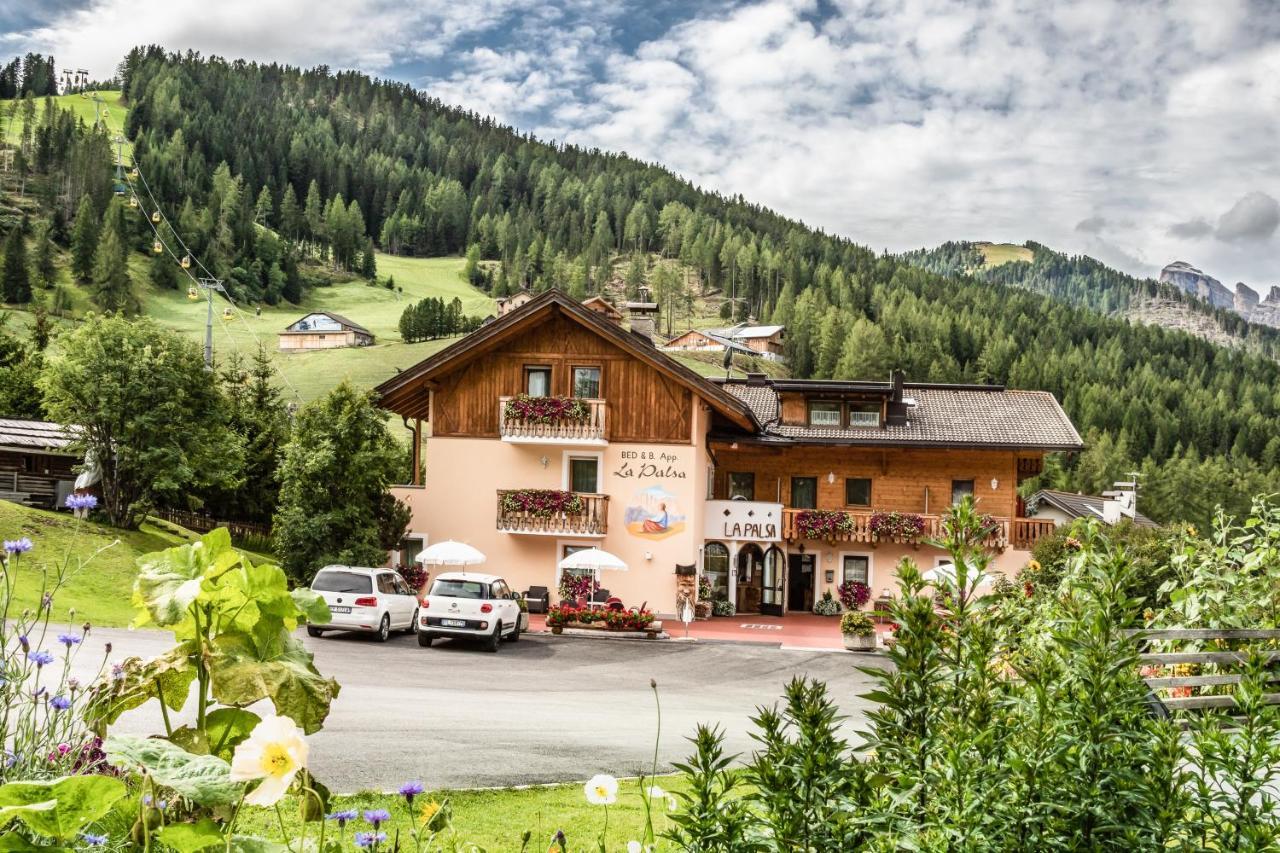 B&B Apartements La Palsa San Cassiano  Bagian luar foto